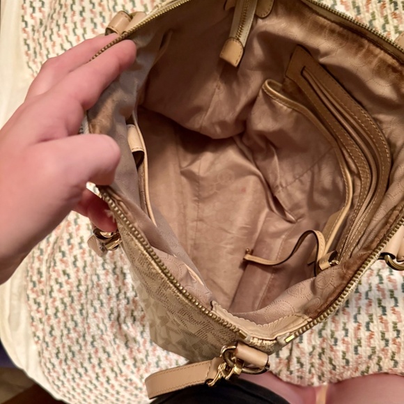 Michael Kors - Picture 2 of 6